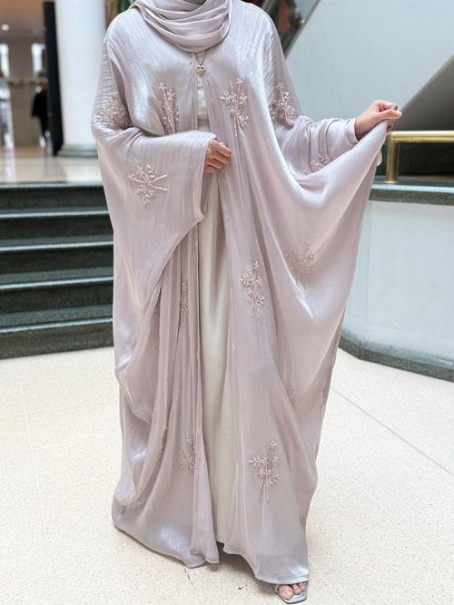 Eiliyah Abaya