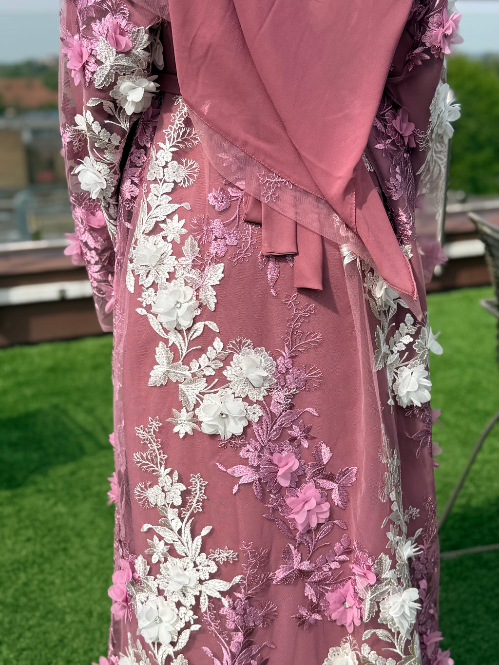 Haya Blossom Abaya