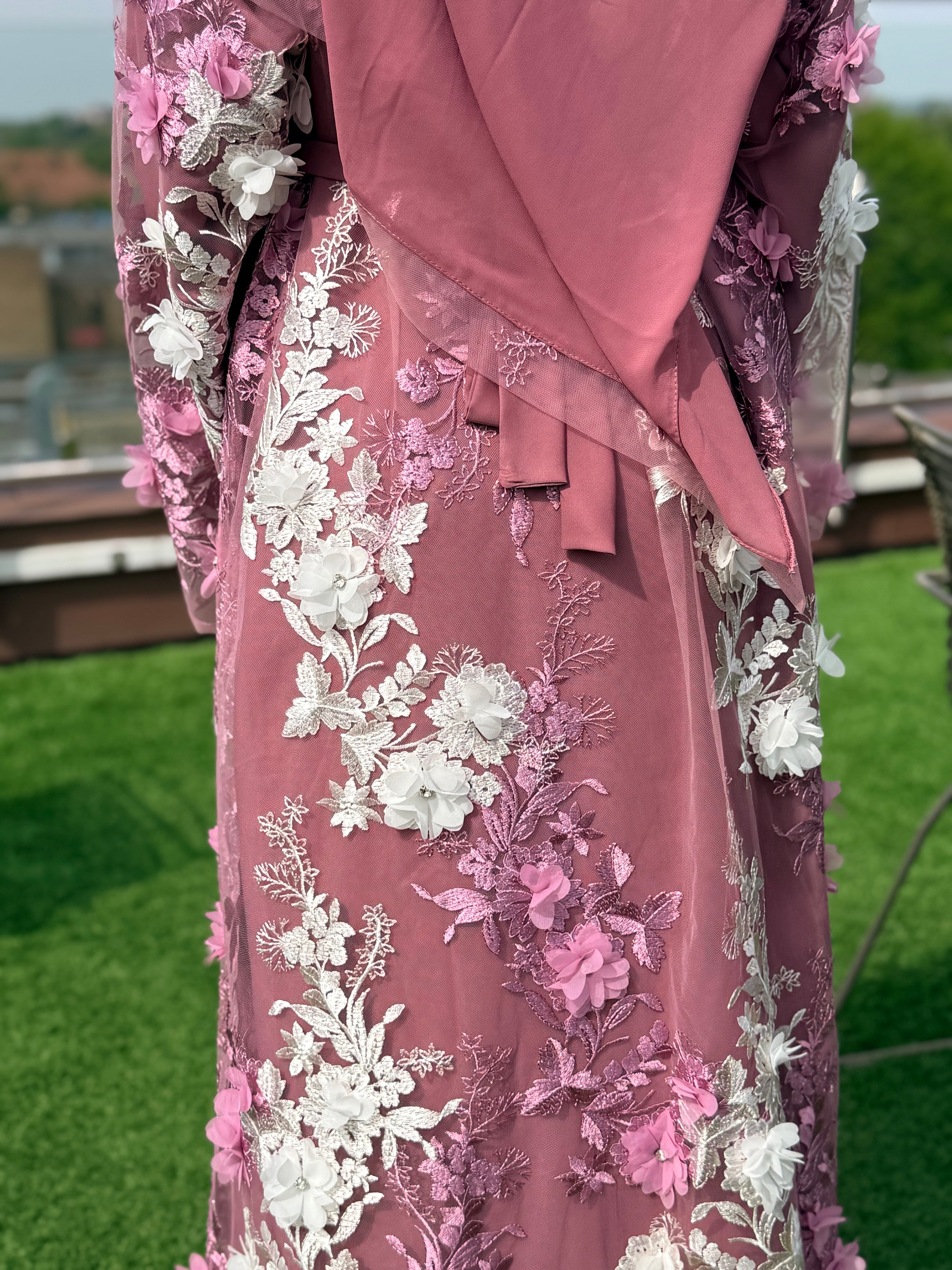 Haya Blossom Abaya