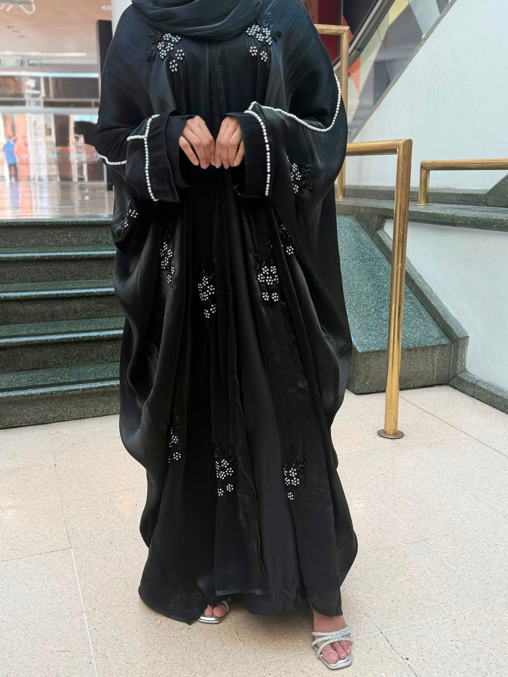 Eiliyah Pearl Vine Abaya