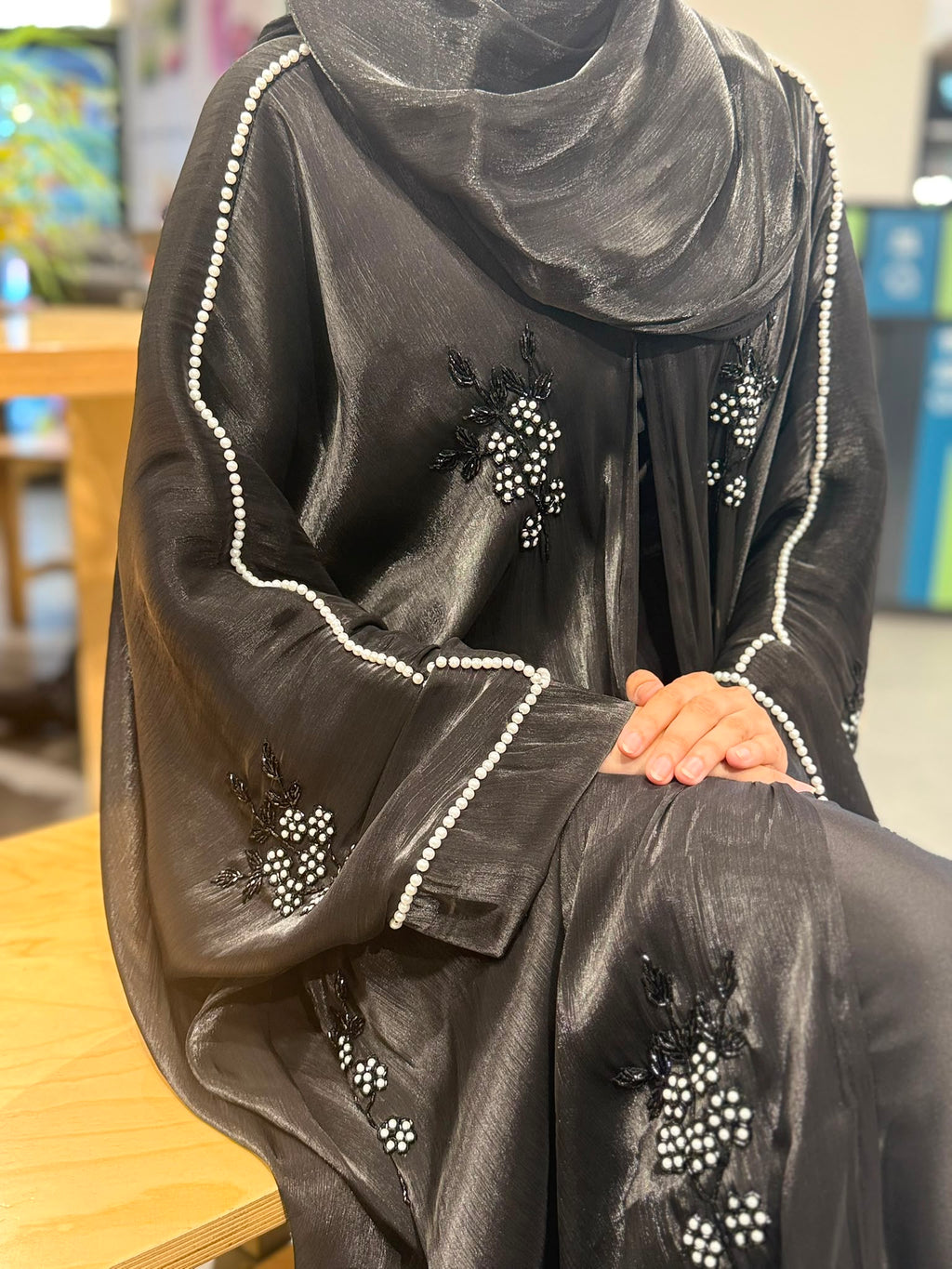 Eiliyah Pearl Vine Abaya