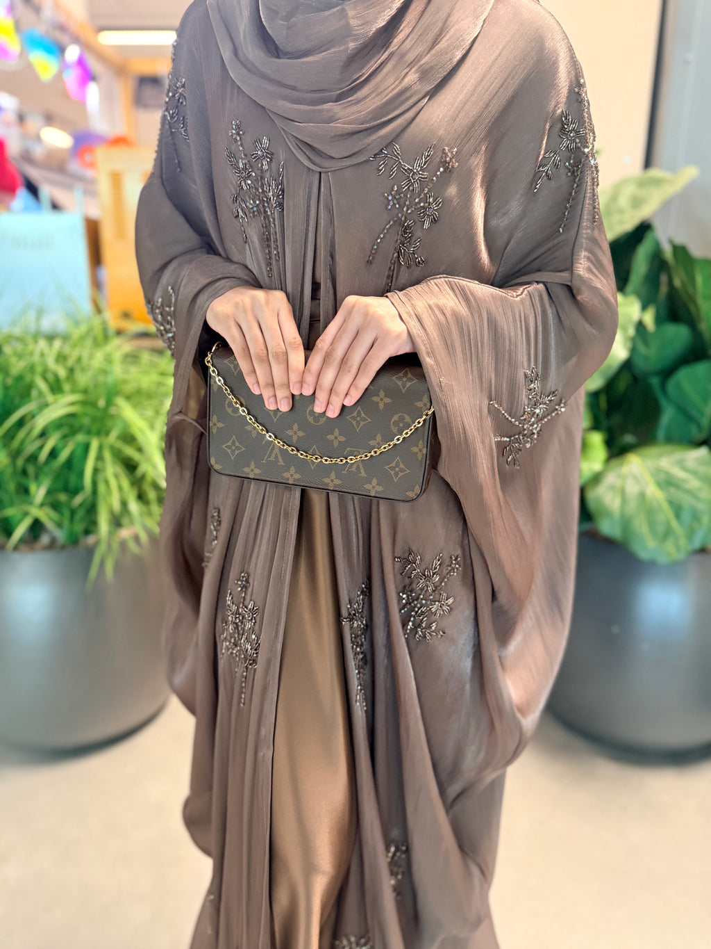 Eiliyah Abaya
