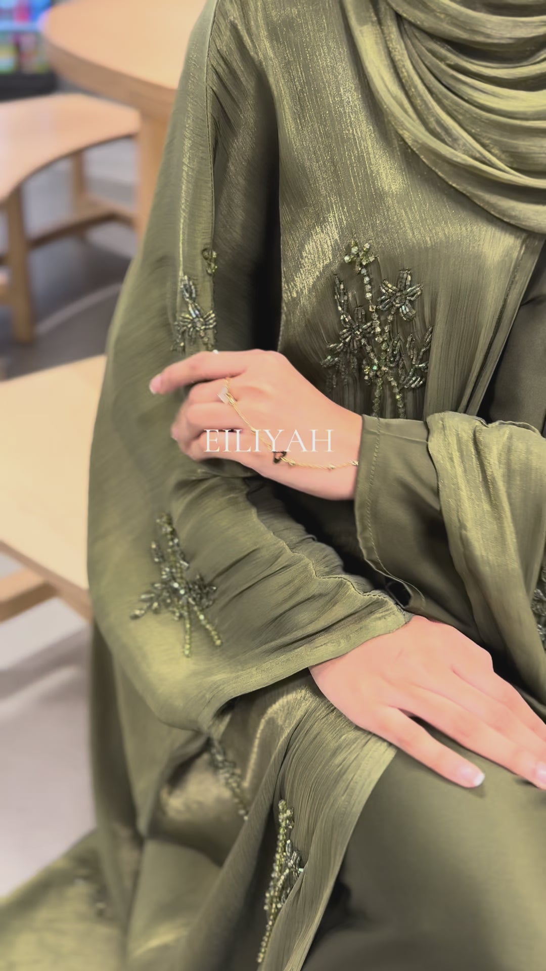 Eiliyah Abaya